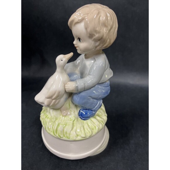 VTG Rotating Music Box Ceramic Figurine Boy & Duck 7” Tall Works - Picture 3 of 9